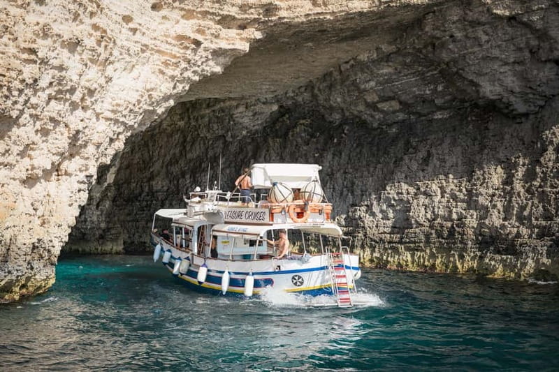 Malta: Comino, Gozo, Blue & Crystal Lagoon, and Caves Cruise - What the boat setup means for you