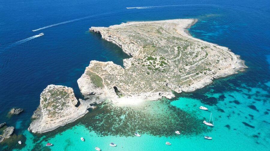 Malta: Crystal/Blue Lagoon, Comino & Gozo Private Boat Trip - The skipper shapes the experience