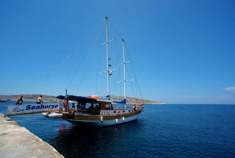 Malta: Gozo, Comino Island and Blue Lagoon Cruise - Santa Maria Caves and the Elephants Head