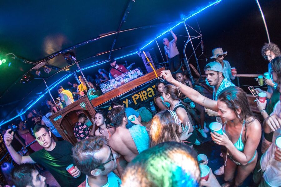 Malta: Lazy Pirate Boat Party with Drinks & Food - Practical tips for a smoother night
