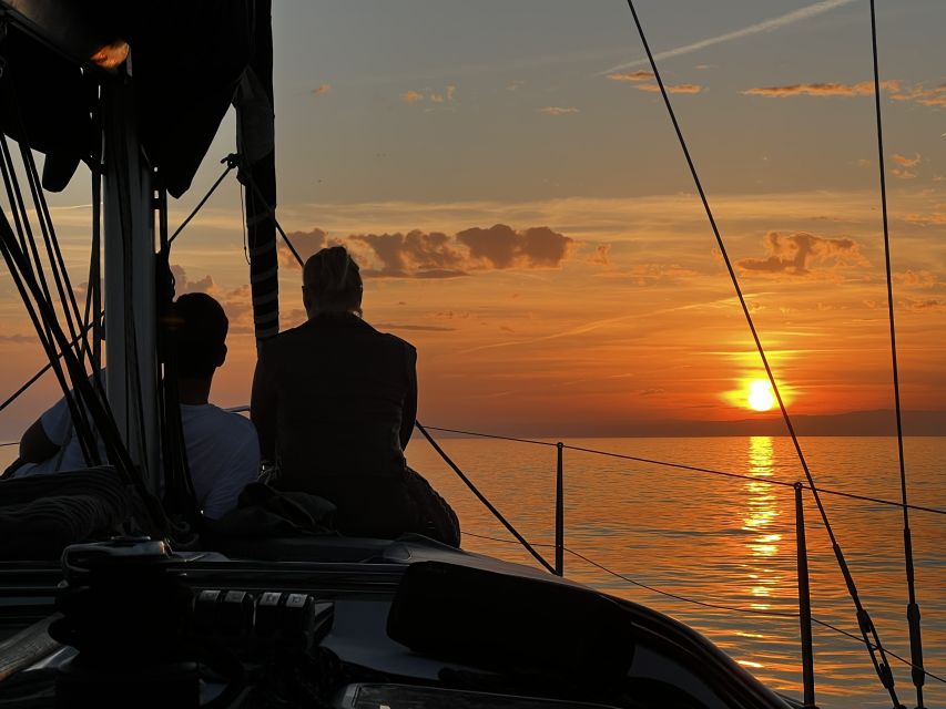 Marbella: Sunset Sailing Trip with Drinks and Snacks - Key points to know before booking