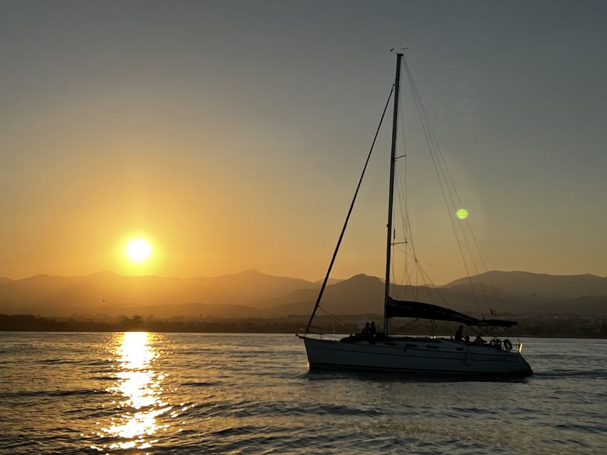 Marbella: Sunset Sailing Trip with Drinks and Snacks - Practical details that affect your evening