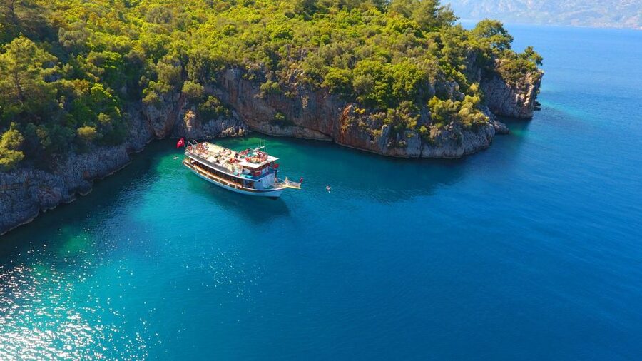 Marmaris: Boat Trip with Unlimited Drinks and BBQ Lunch - Getting to the harbor and boarding the Memories
