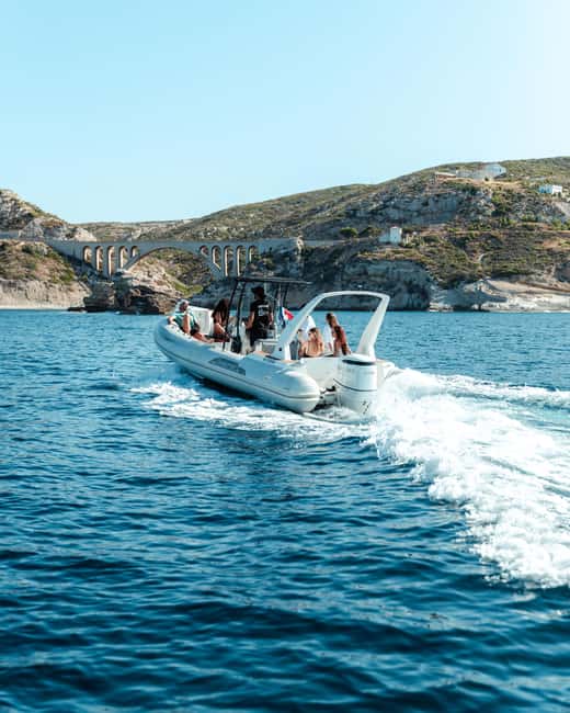 Marseille: Côte Bleue Calanques Boat Tour with Swimming - Éverine provides the grand finale