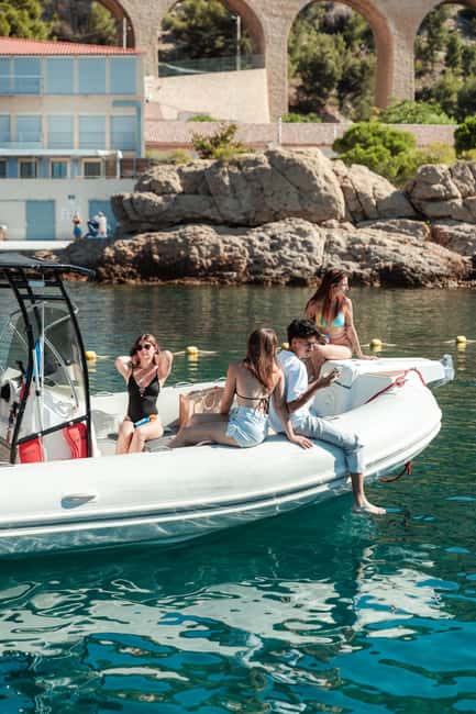 Marseille: Frioul Islands Boat Tour with Swim Stop - What to bring and who will enjoy it most