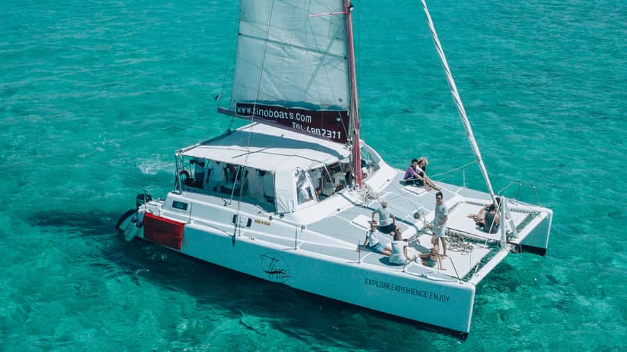 Mauritius: Catamaran Day Cruise to lle aux Cerfs with Lunch - Sailing past Ile aux Cerfs