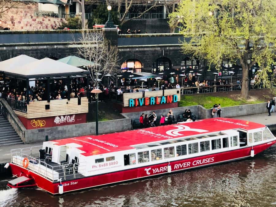 Melbourne: Yarra River Sightseeing Cruise - Royal Botanic Gardens and the quieter riverbanks