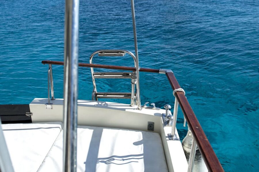 Menorca: 3.5 Hour South Coast Boat Excursion - Cheese, sobrasada, and a simple sea picnic