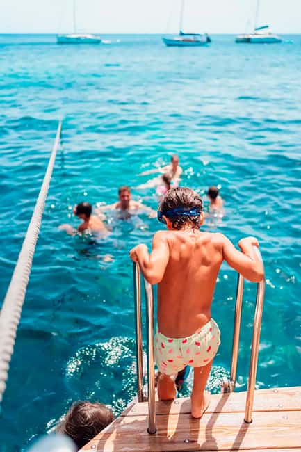 Menorca: Coves and Beaches Boat Trip w/ optional Paella - Paella lunch on board