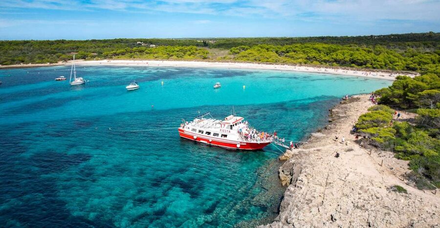 Menorca: Full-Day Boat Tour with Paella Lunch - Paella lunch, with a clear dietary warning