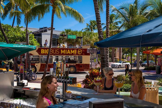 Miami: Hop-on Hop-off Tour + Cruise & Free 1-Hour Bike Rental - The Millionaire’s Row cruise from the water