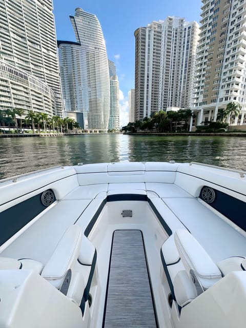 Miami: Private Boat Charter Guided and Tailored Experience - Key points to know before you book