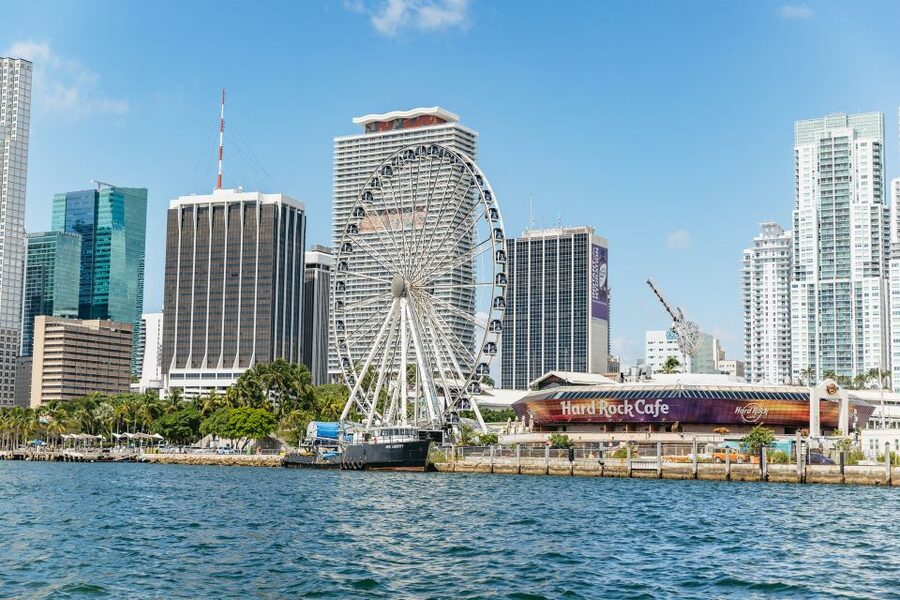 Miami: Sightseeing Speedboat Tour - Timing, safety, and who will enjoy it most