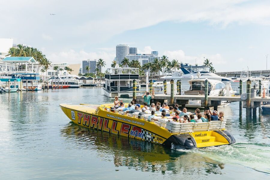 Miami: Sightseeing Speedboat Tour - South Beach and the Art Deco view from offshore