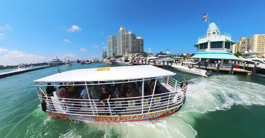 Miami Skyline Cruise of Millionaire Homes - Why this Miami boat ride is worth your time