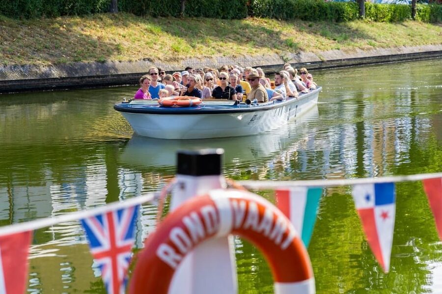 Middelburg: City Canal Cruise - Price, duration, and overall value