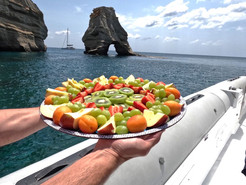 Milos: Half-Day Speedboat Cruise to Klefiko with Snorkeling - Why the speedboat matters around Milos