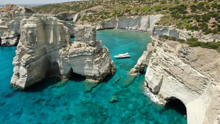 Milos: Half-Day Speedboat Cruise to Klefiko with Snorkeling - Kalogries Bay and the long final swim