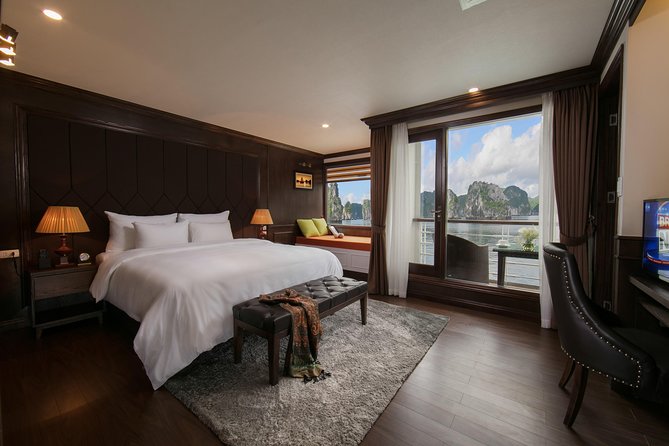 Mon Chéri Cruise 5 star: Unique 2 Days Tuan Chau - Halong bay - Lan Ha Bay - Cave visits and the traditional bamboo boat