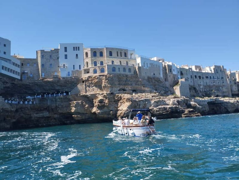 Monopoli: 2.5 Hour Boat Tour to the Polignano a Mare Caves - Seeing Polignano a Mare from the water