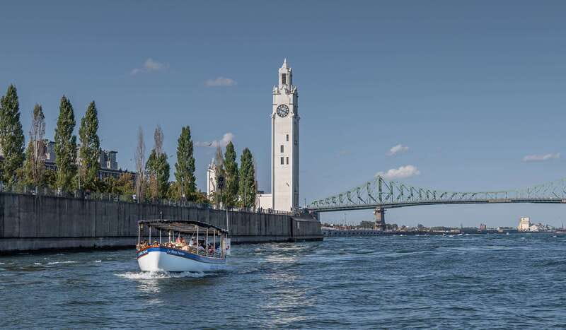 Montreal: Electric Boat Cruise with Onboard Drinks - Starting at Jacques-Cartier Pier