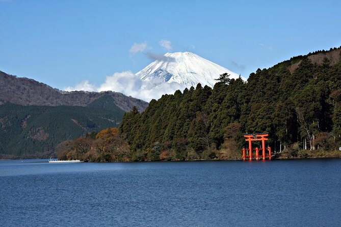 Mt Fuji & Hakone Cruise, Drum Show Bus 1 Day from Tokyo - A Japanese lunch with wadaiko drums