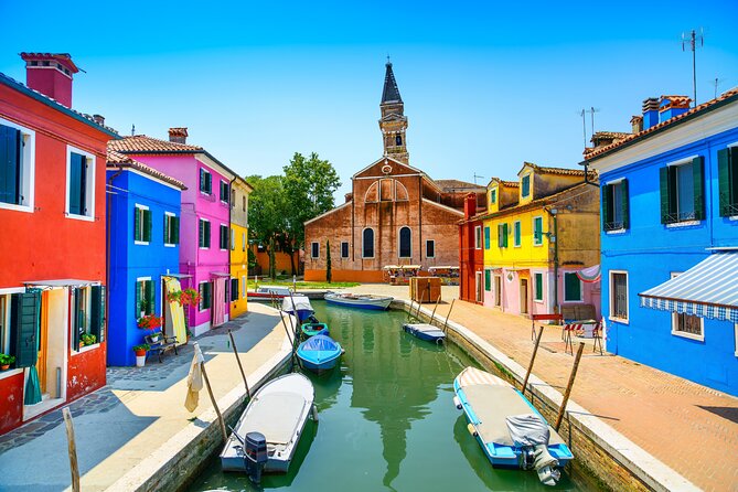 Murano & Burano Islands Guided Small-Group Tour by Private Boat - Is the private boat worth the price?