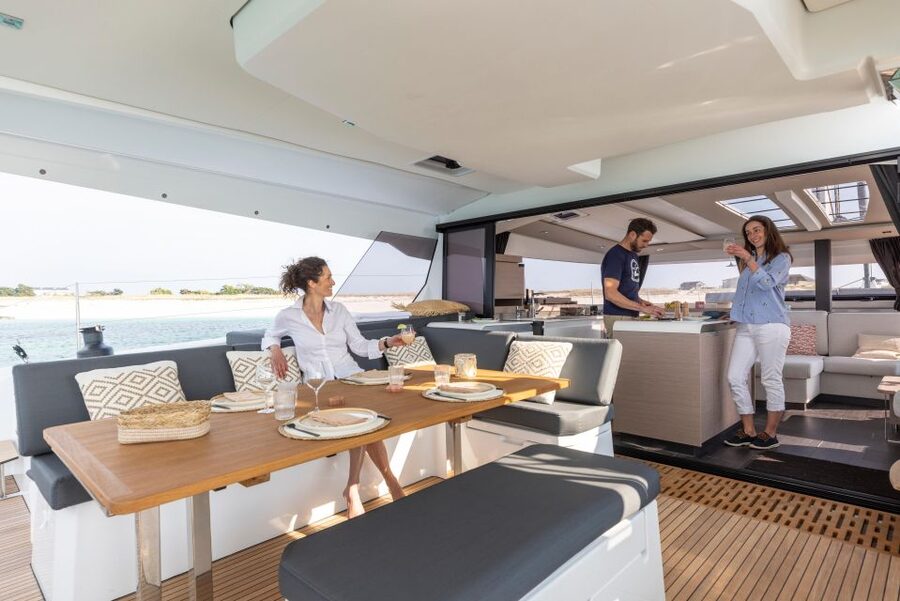 Mykonos: Catamaran Cruise with 3-Course Meal and Transfers - What Your Five Hours on the Water Look Like