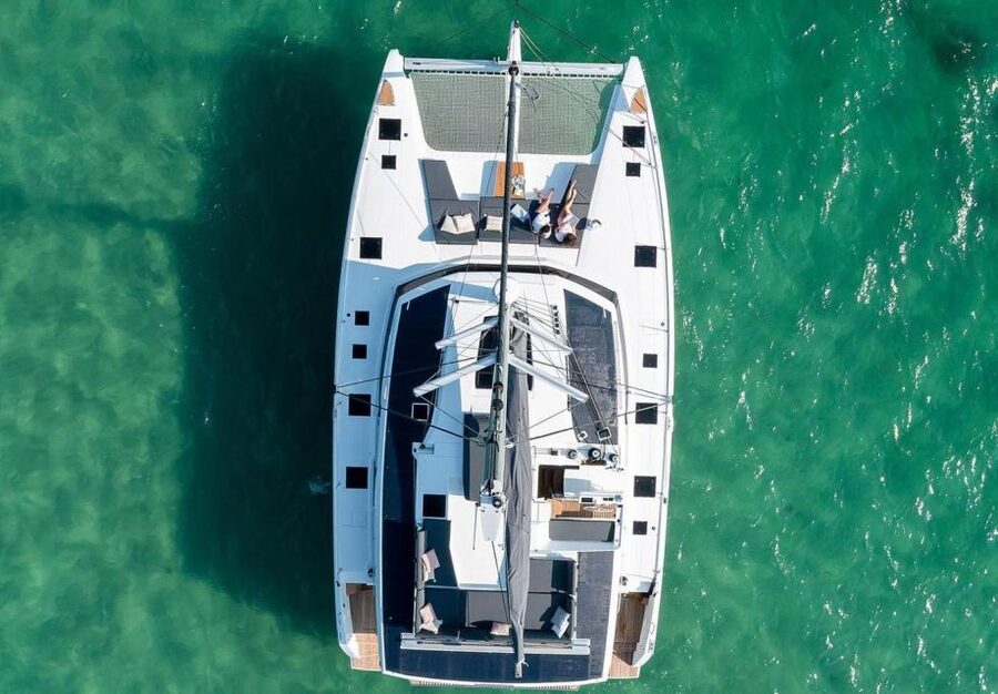 Mykonos: Catamaran Cruise with 3-Course Meal and Transfers - The Three-Course Meal and Open Drinks
