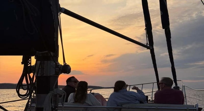 Mykonos: Sunset Boat Cruise with Light Dinner & Drinks - Why this sunset cruise works so well