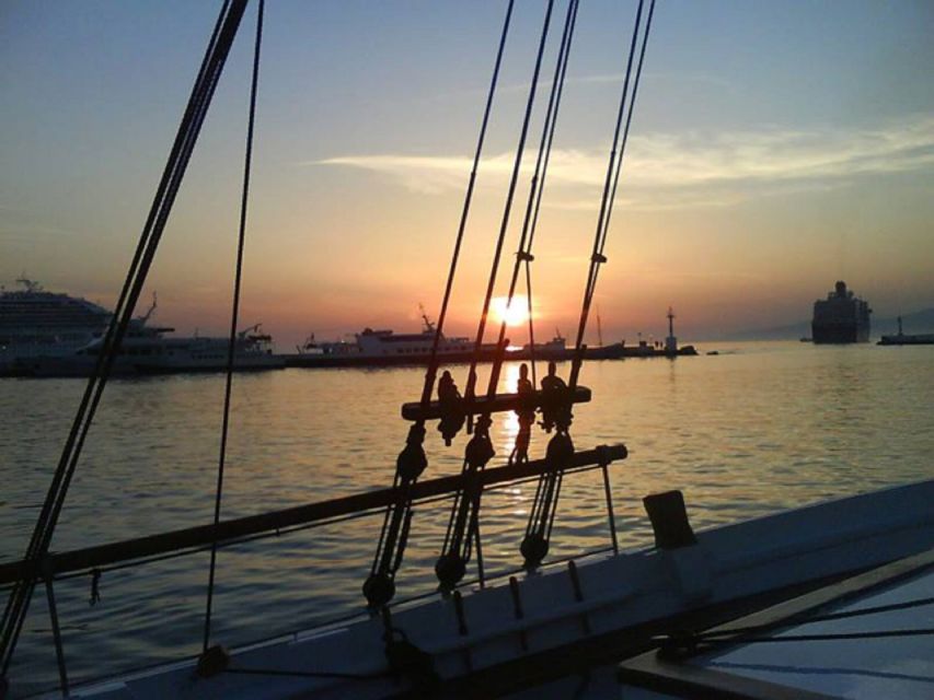 Mykonos: Sunset Cruise with Drinks - Why sunset looks better from the Aegean