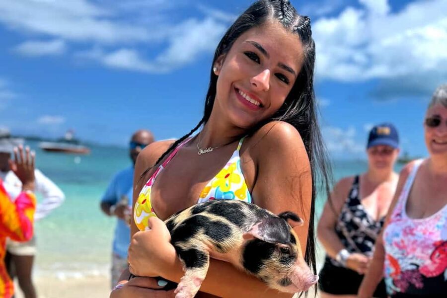 Nassau: Swimming Pigs, Snorkeling, Lunch, & Beach Boat Tour - The speedboat ride from Nassau Harbor