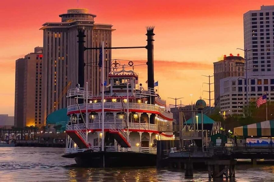 New Orleans: Evening Steamboat Jazz Cruise + Optional Dinner - Jazz with the Dukes of Dixieland