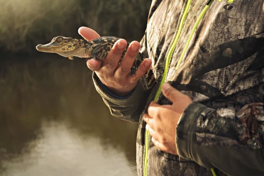 New Orleans: High Speed 16 Passenger Airboat Ride - Weather, comfort, and practical limits