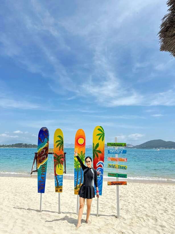 Nha Trang: Hopping Tour, Snorkeling, Boat Party, & BBQ Lunch - Should you book it?