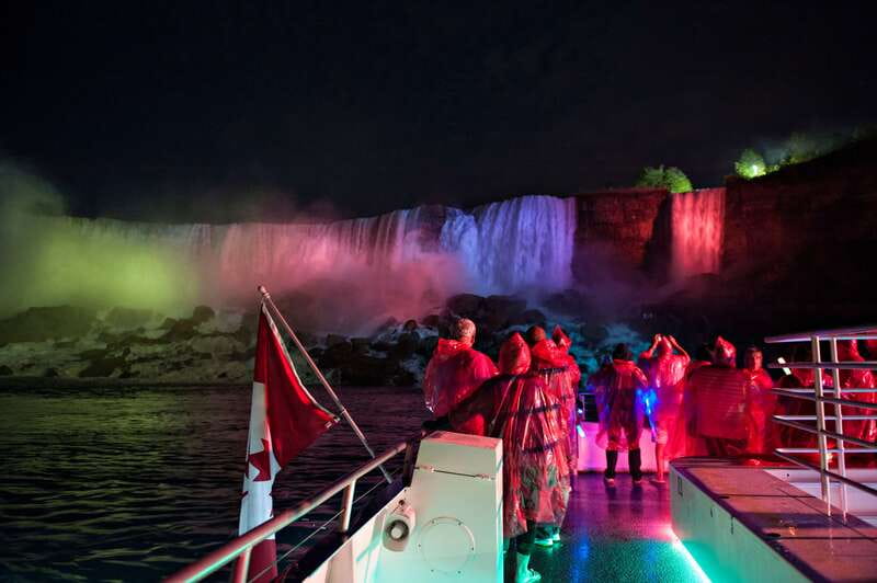 Niagara Falls, Canada: Evening Fireworks Cruise - Timing the evening cruise
