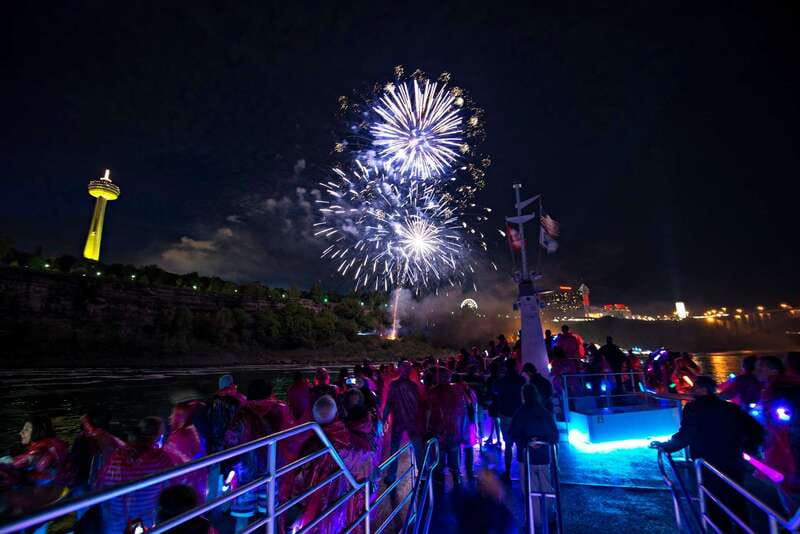 Niagara Falls, Canada: Evening Fireworks Cruise - Riverside patio and food choices