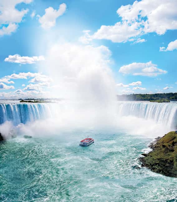 Niagara Falls: Early Access Boat & Journey Behind the Falls - What the guide adds to the morning