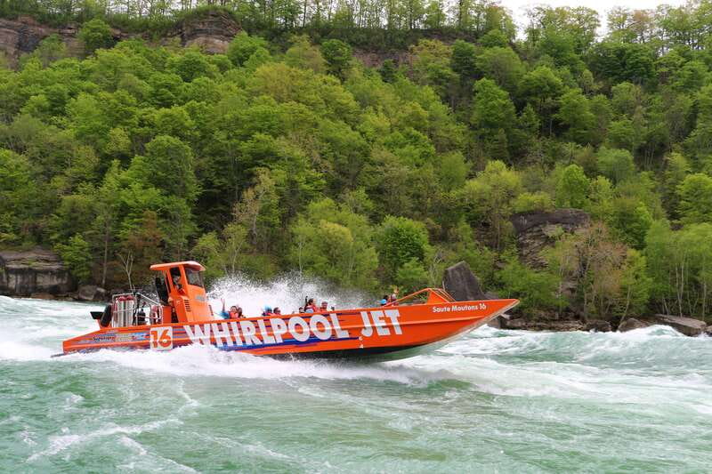 Niagara Falls, ON: Jet Boat Tour on Niagara River - Wet Jet or Jet Dome: make the right choice