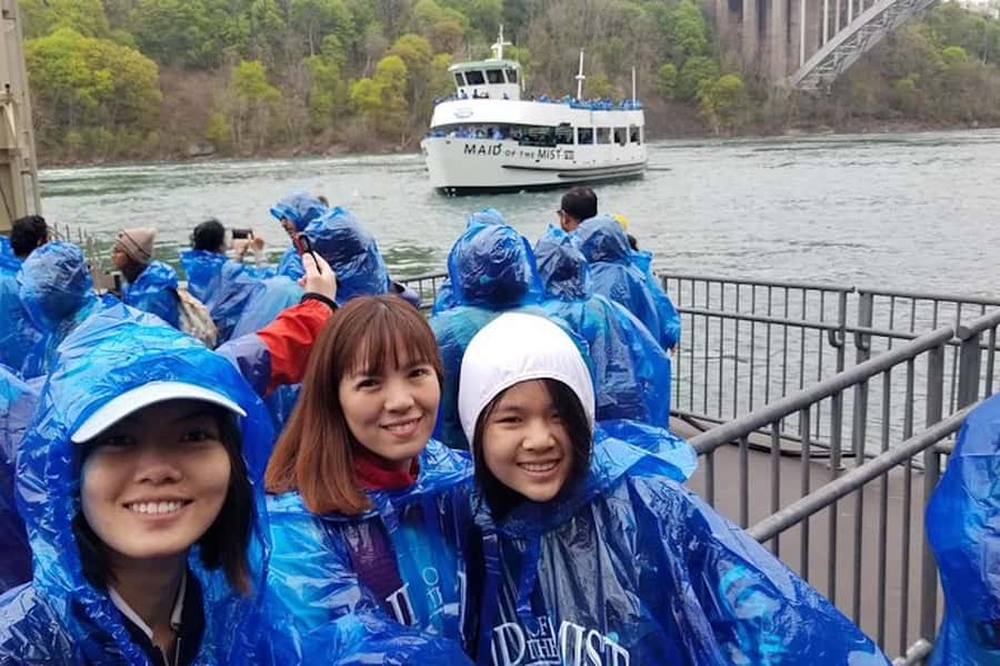 Niagara Falls, USA: Guided Tour with Maid of the Mist Cruise - Is $56 a fair price?