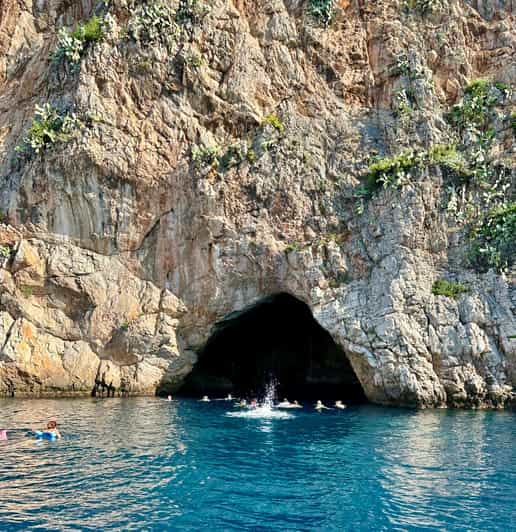 Nice: Mala Caves, Villefranche & Snorkeling Boat Tour - Port Lympia to the Mala Coast