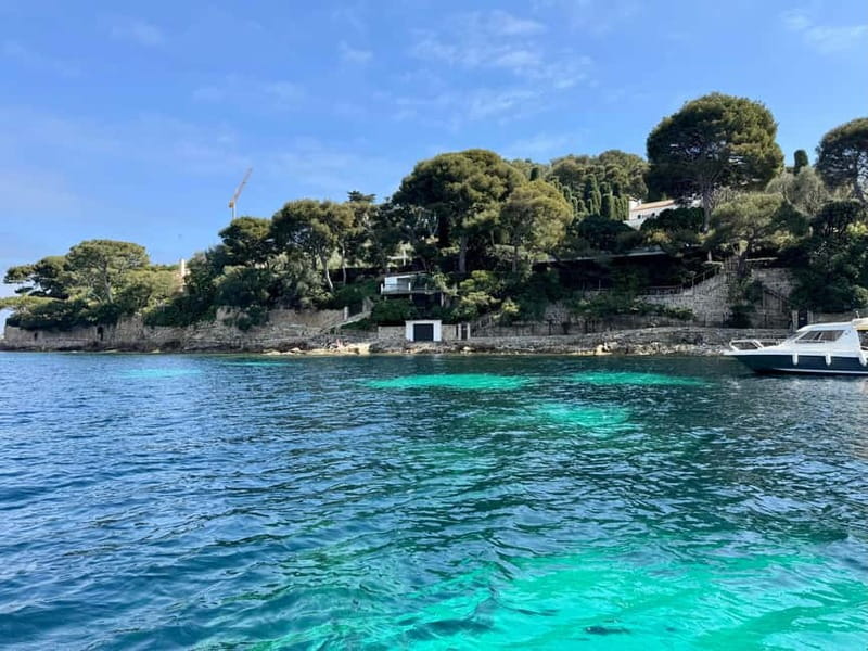 Nice: Secret Riviera Boat Tour to Mala cave with Snorkeling - The ride to Mala Cave is fast and full of spray