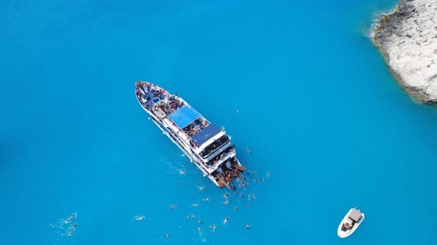 Nidri daily cruise in the Ionian with Makedonia Palace - Key points at a glance