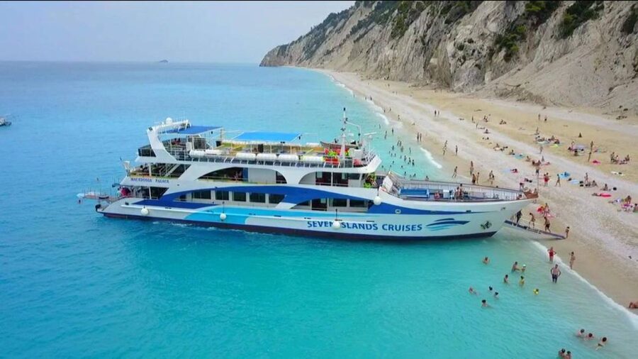 Nidri daily cruise in the Ionian with Makedonia Palace - Leaving Nidri at 9:15