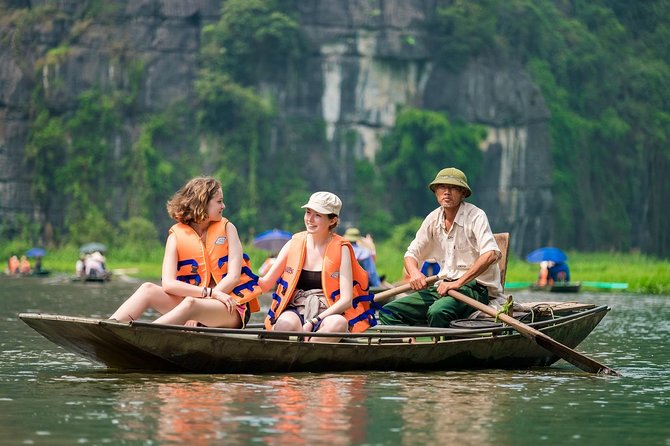 Ninh Binh Full-Day Tour from Hanoi to Hoa Lu, Tam Coc & Mua Cave Via Boat & Bike - A 30-minute bike ride through village country