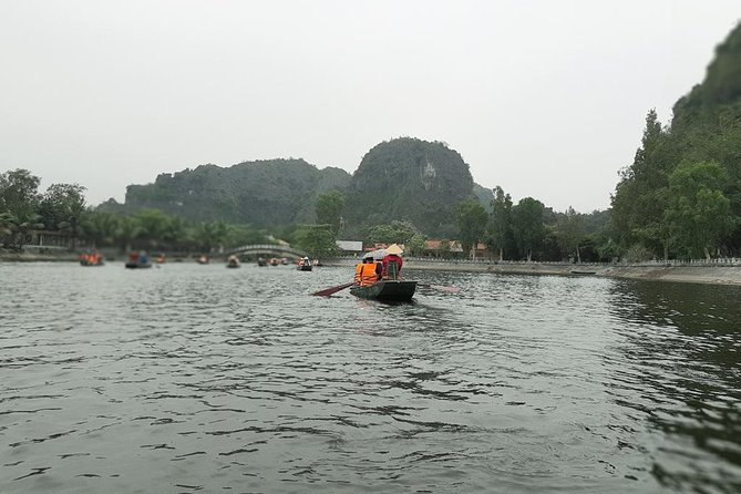 Ninh Binh Full-Day Tour from Hanoi to Hoa Lu, Tam Coc & Mua Cave Via Boat & Bike - Mua Cave and the nearly 500-step finish