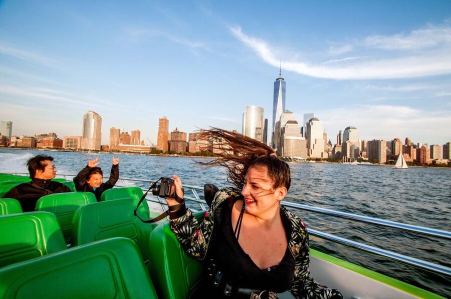 NYC: Circle Line "The Beast" Midtown/Downtown Speedboat Ride - Ellis Island and the open harbor