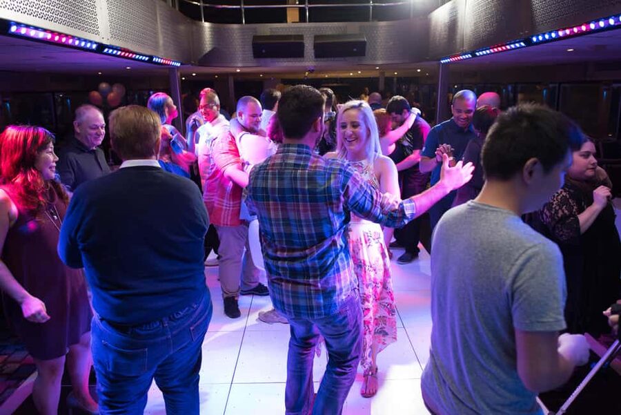 NYC: City Cruises Brunch, Lunch, or Dinner Buffet Cruise - Buffet food, service, and seating