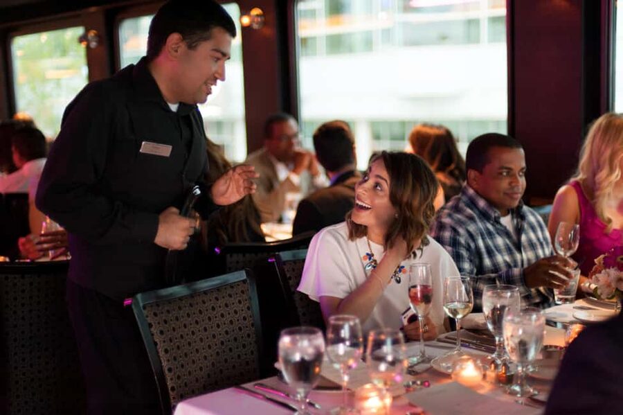 NYC: City Cruises Brunch, Lunch, or Dinner Buffet Cruise - Choosing brunch, lunch, or dinner