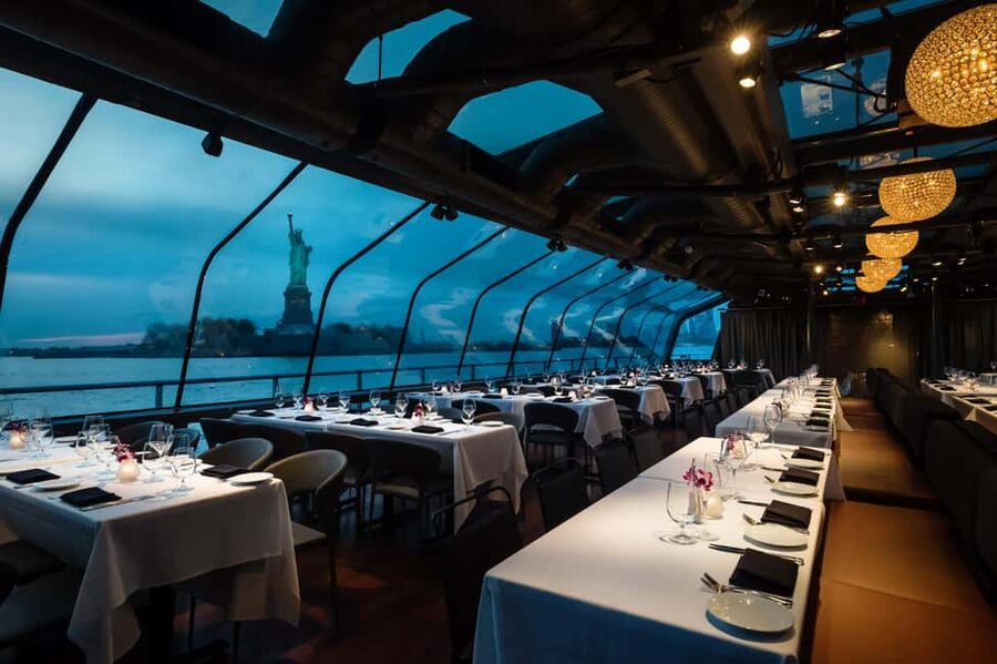 NYC: City Cruises Luxury Brunch, Lunch or Dinner Cruise - Brooklyn, Manhattan, and Williamsburg Bridges
